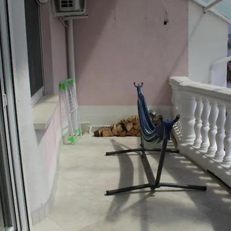 Sunny House *
